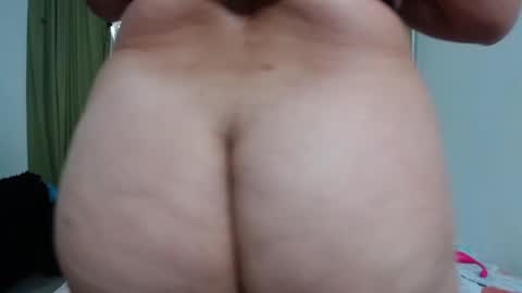 Snapshot of roxane_salas chatting on 12.05.24 Roxane online show from 12.05.24