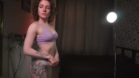 Snapshot of roxannabrik chatting on 06.19.26 Roxy online show from 06.19.26
