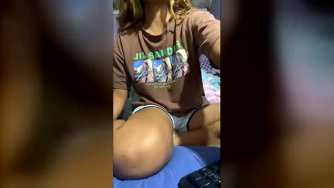 roxanne_98 online show from 04.05.26