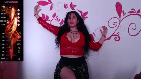 Roxanne Summers online show from 09.15.25