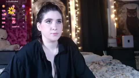 Snapshot of roxanneroulette chatting on 05.02.26 Silver online show from 05.02.26