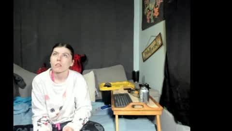 roxihazeleyes online show from 04.08.26