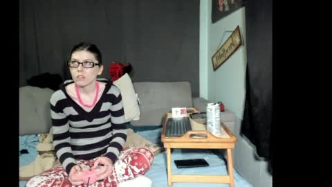 roxihazeleyes online show from 04.19.26