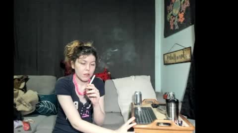 Snapshot of roxihazeleyes chatting on 06.08.26 roxihazeleyes online show from 06.08.26