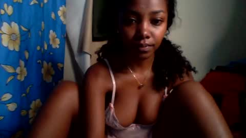 Snapshot of roxilita chatting on 07.22.26 Roxilita online show from 07.22.26