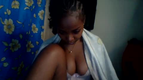 Snapshot of roxilita chatting on 07.23.26 Roxilita online show from 07.23.26