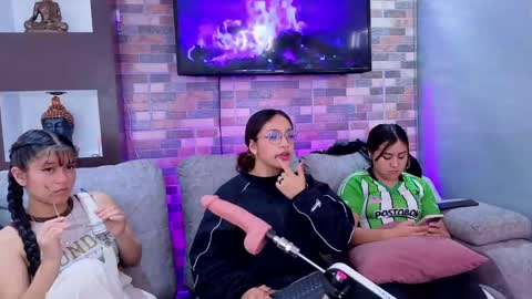 roxxie_fox online show from 06.02.26