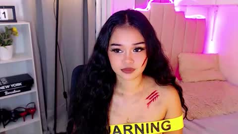 Snapshot of roxxy_blossom chatting on 11.02.25 roxxy_blossom online show from 11.02.25