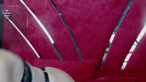 Snapshot of roxxy_rouge chatting on 09.18.25 Roxy online show from 09.18.25