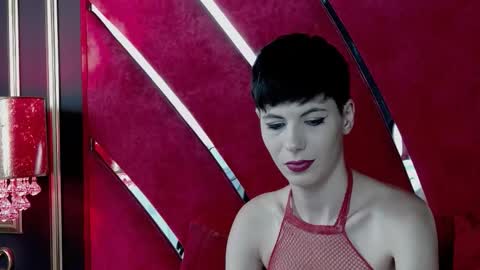 Roxy online show from 10.06.25