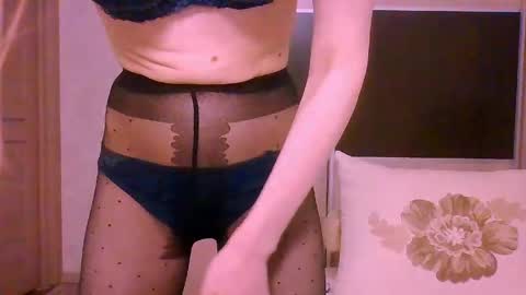 Roxxy Wharton online show from 04.19.26