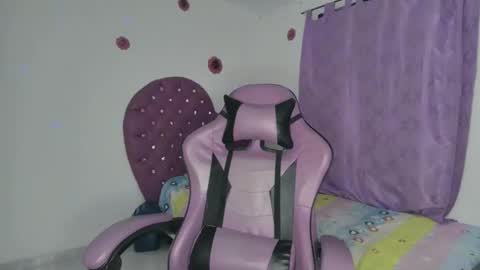 Roxy online show from 12.18.25