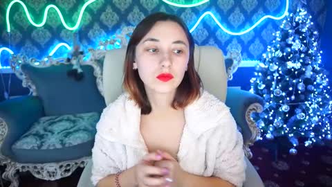 roxy_rayy online show from 12.19.24