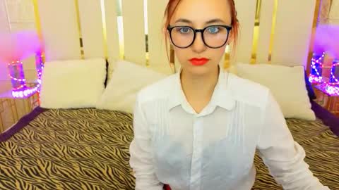 roxy_rayy online show from 09.24.25