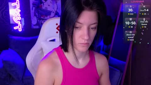 roxy_riot_ online show from 04.17.26