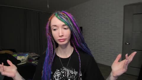 Roxy online show from 12.18.24