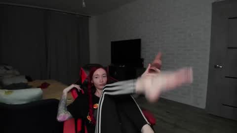 Snapshot of roxy_silver chatting on 02.10.26 Roxy online show from 02.10.26