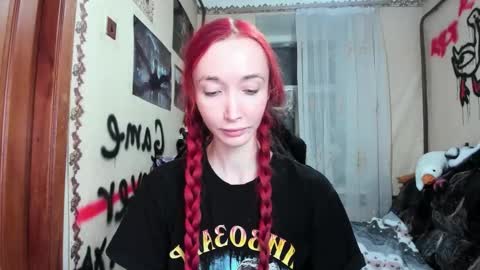 Snapshot of roxy_silver chatting on 02.22.26 Roxy online show from 02.22.26