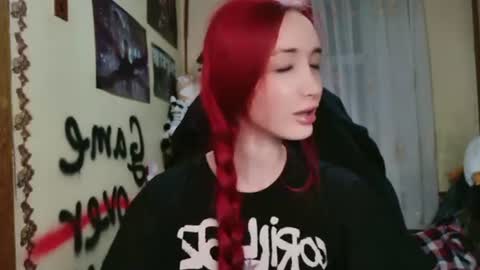 Snapshot of roxy_silver chatting on 07.11.26 Roxy online show from 07.11.26