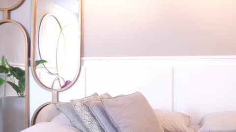 Snapshot of roxy_vega chatting on 10.08.25 Roxy online show from 10.08.25