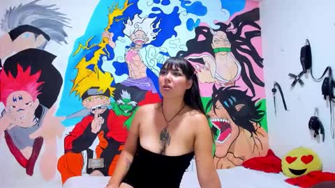 Snapshot of roxyandaron2 chatting on 10.02.25 RoxyAron online show from 10.02.25