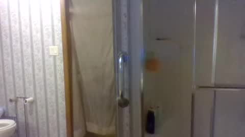 Snapshot of roxybcali chatting on 11.02.25 Roxy and Brock online show from 11.02.25