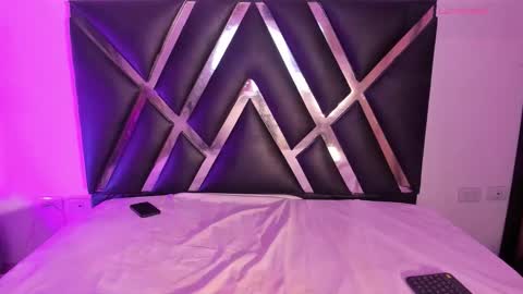 Snapshot of roxyjordan chatting on 11.08.25 Roxxy Queen online show from 11.08.25