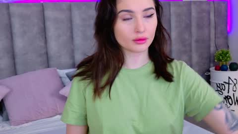 Roxy online show from 01.20.25