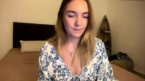 Roxy online show from 04.30.26