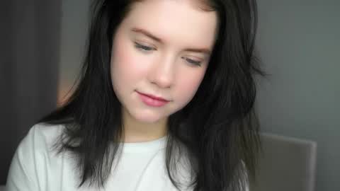 roxyvolmer online show from 03.16.26