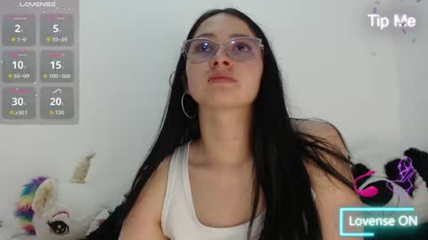 Snapshot of roxyy_fox chatting on 08.08.26 Roxy online show from 08.08.26