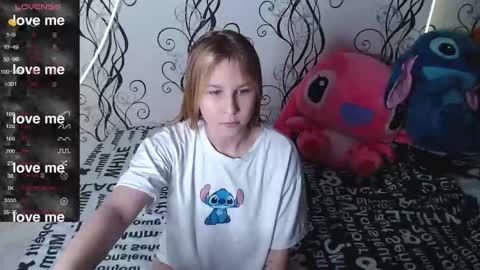 angela online show from 10.22.25