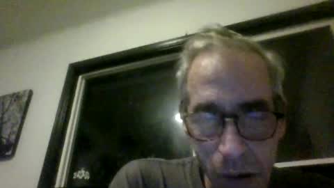 Snapshot of royboy2561 chatting on 11.10.25 Roy Murrin online show from 11.10.25
