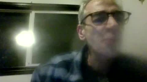 Snapshot of royboy2561 chatting on 11.16.25 Roy Murrin online show from 11.16.25