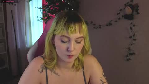 Roziett online show from 04.20.26