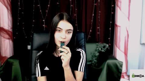 Snapshot of rozmary_ket chatting on 12.12.24 Im Rozmary nice to meet you 3 online show from 12.12.24