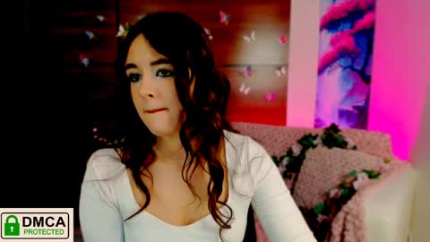 Snapshot of rozmary_ket chatting on 12.14.24 Im Rozmary nice to meet you 3 online show from 12.14.24