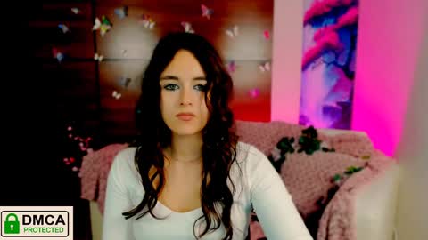 Snapshot of rozmary_ket chatting on 12.14.24 Im Rozmary nice to meet you 3 online show from 12.14.24