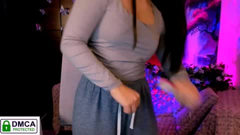 Snapshot of rozmary_ket chatting on 01.30.25 Im Rozmary nice to meet you 3 online show from 01.30.25