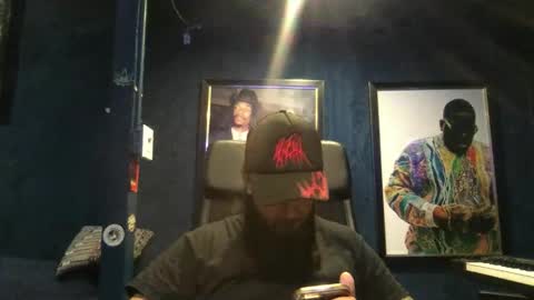 Snapshot of rp30 chatting on 10.20.25 Richhancocc online show from 10.20.25