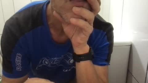 Snapshot of rpgdog1 chatting on 01.01.25 rpgdog1 online show from 01.01.25