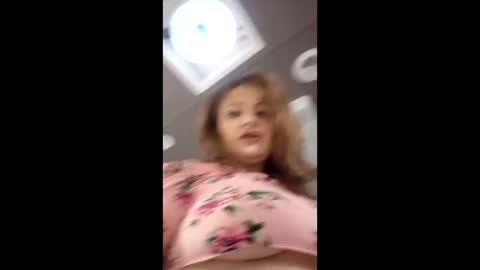 Snapshot of rraineonme chatting on 02.08.26 rraineonme online show from 02.08.26