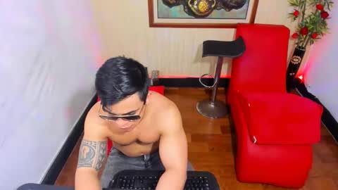 rrmodelsstars online show from 04.04.26