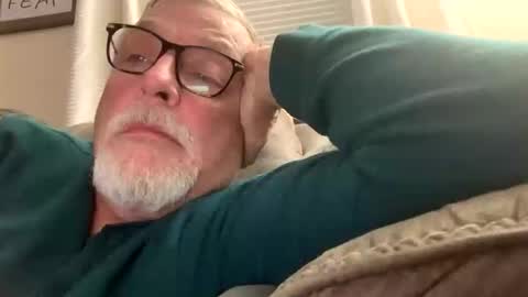 Snapshot of rs006 chatting on 11.14.25 rs006 online show from 11.14.25