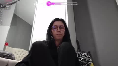 Snapshot of rubisweet1 chatting on 11.11.25 RUBY online show from 11.11.25