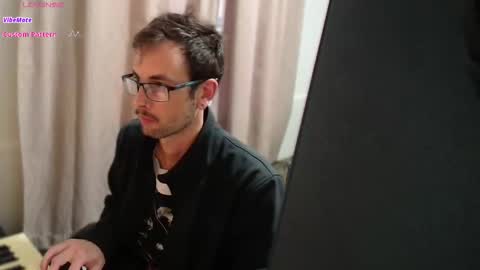 Snapshot of rubitricky chatting on 09.29.25 RubitRicky online show from 09.29.25