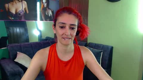 ruby_your_milf online show from 03.12.25