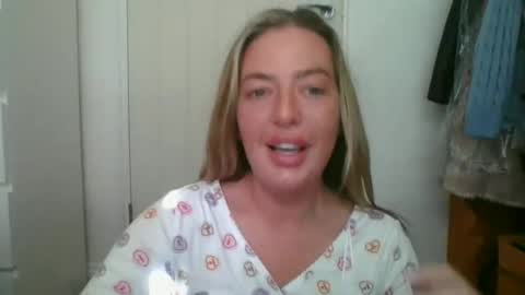 Snapshot of rubyredxxxoxxx chatting on 06.14.26 rubyredxxxoxxx online show from 06.14.26