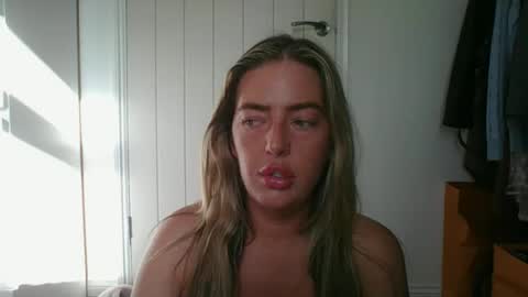 Snapshot of rubyredxxxoxxx chatting on 06.21.26 rubyredxxxoxxx online show from 06.21.26
