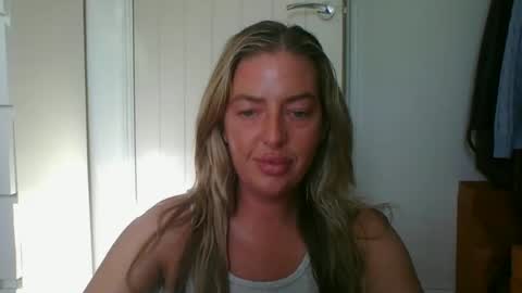 Snapshot of rubyredxxxoxxx chatting on 07.04.26 rubyredxxxoxxx online show from 07.04.26
